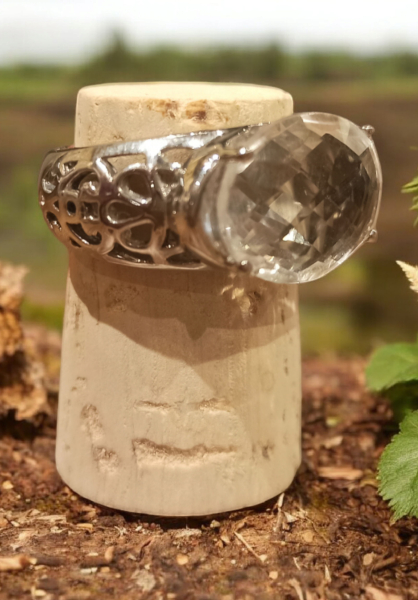 Silberring mit Bergkristall